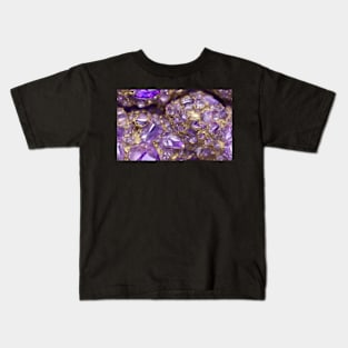 Seamless Amethyst Texture IV Kids T-Shirt